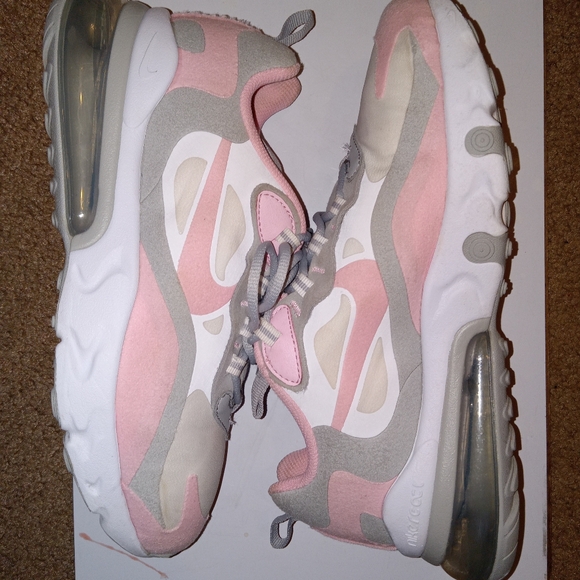 $20 kids size 7y nike airmax 270 react - Picture 1 of 6